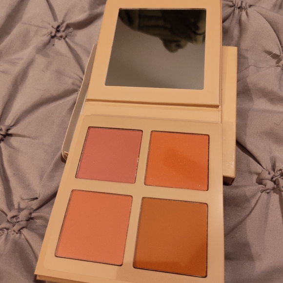 NWT!! MOON SLICE BEAUTY Palette - Picture 3 of 5